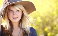 Natalie Grant – In The End Natalie Grant – In The End