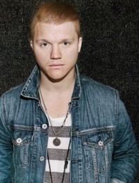 Aaron Gillespie Speaks About Underoath & ‘They’re Only Chasing Safety’ Aaron Gillespie Speaks About Underoath & ‘They’re Only Chasing Safety’